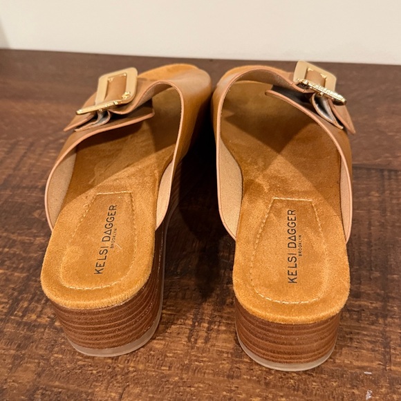 Tan Leather Sandals with Gold Buckle - Picture 2 of 3